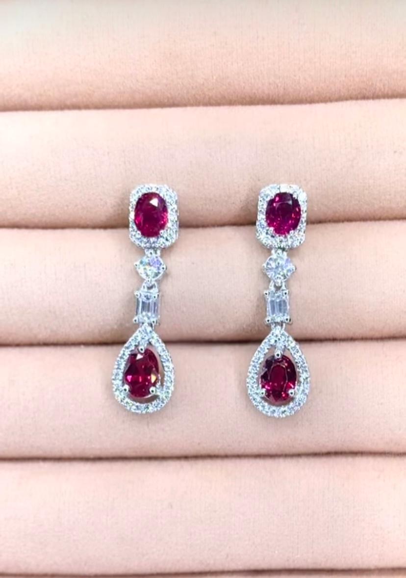 AIG Certified 4.00 Ct Siamese Rubies Diamonds 18K Gold Earrings In New Condition For Sale In Massafra, IT