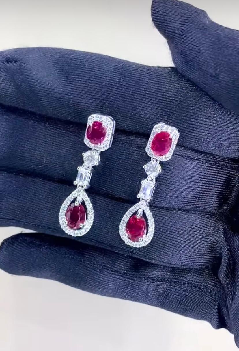 AIG Certified 4.00 Ct Siamese Rubies Diamonds 18K Gold Earrings For Sale 1