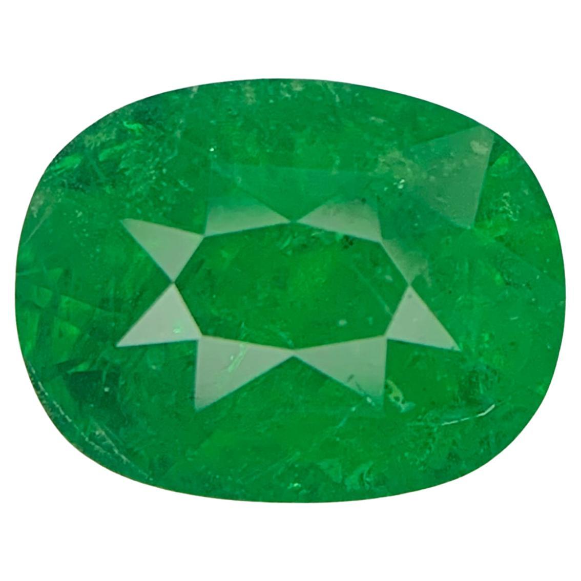 AIG Certified 4.02 Carat Natural Loose Tsavorite Garnet Cushion Shape Gemstone (pierre précieuse en forme de coussin)