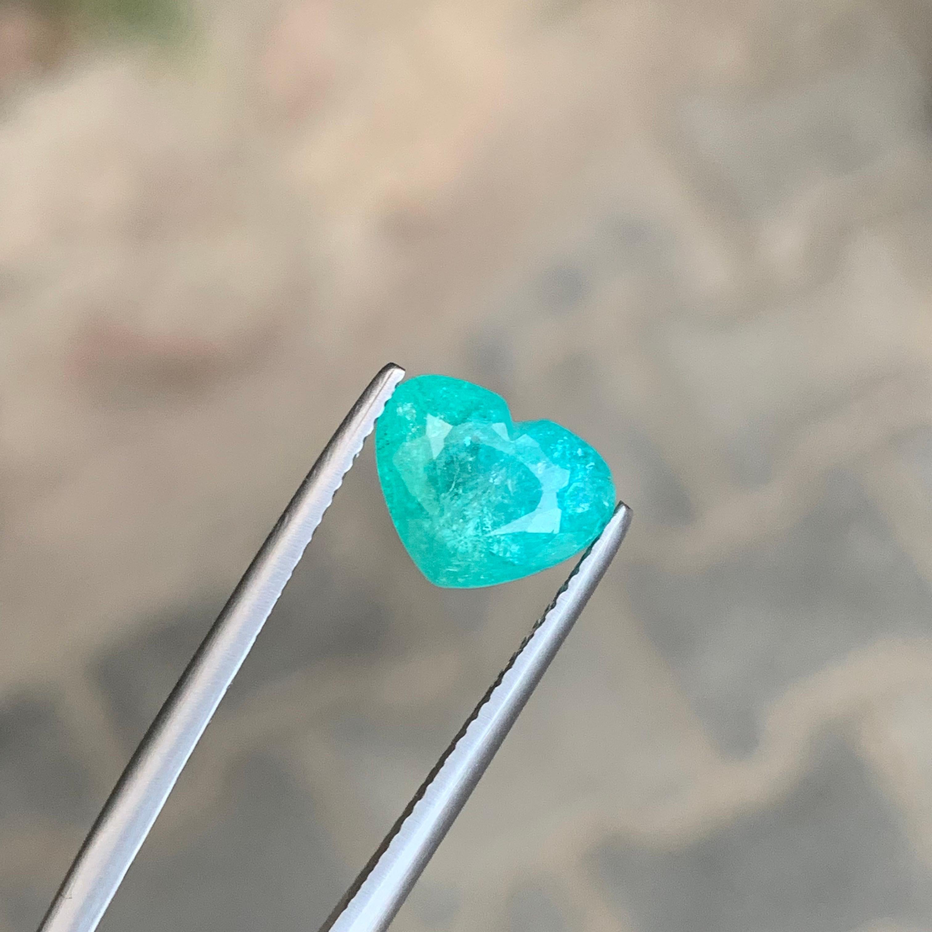 Gema natural suelta de turmalina paraiba en forma de corazón de 4,14 quilates certificada por AIG en venta 5