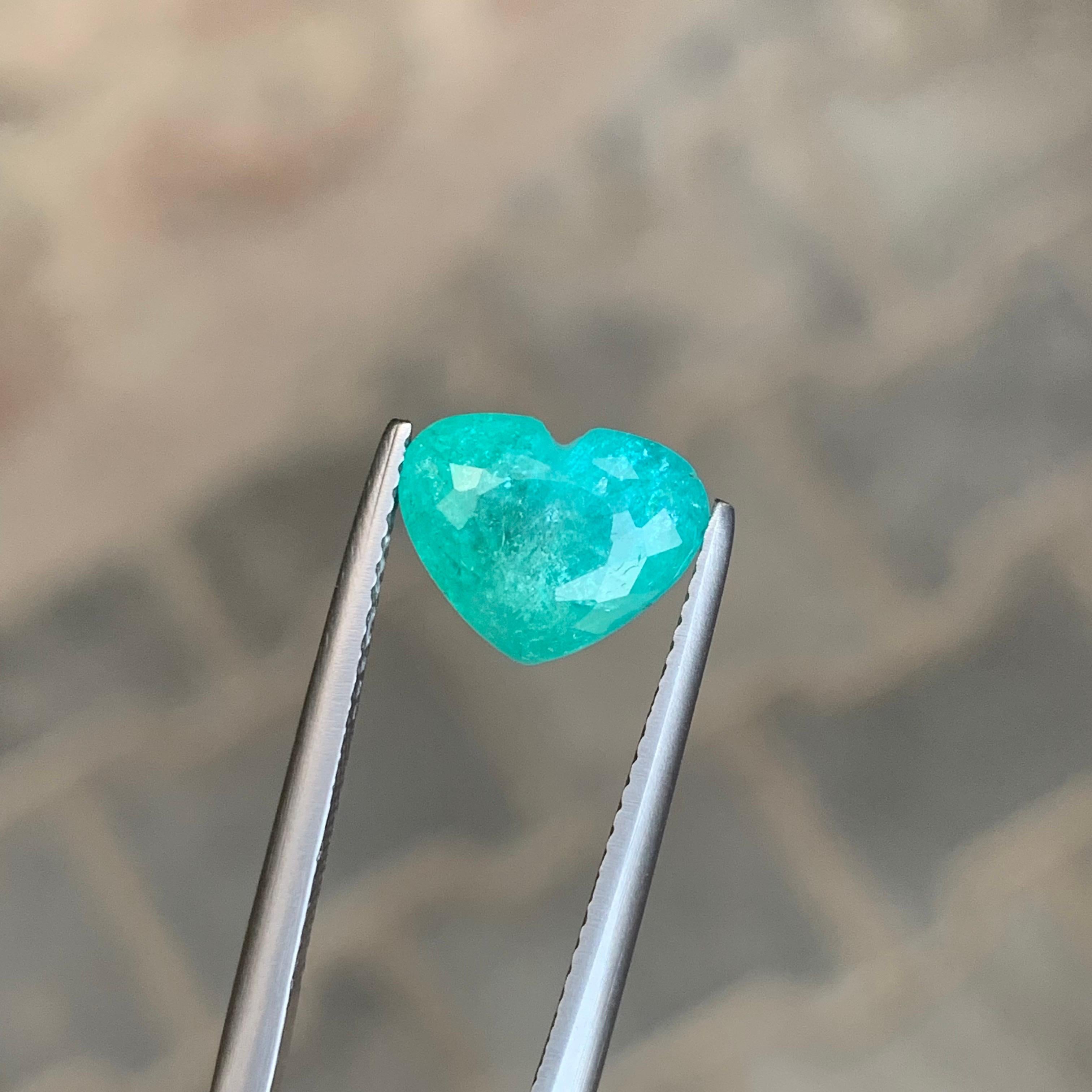 Gema natural suelta de turmalina paraiba en forma de corazón de 4,14 quilates certificada por AIG Artes y manualidades en venta