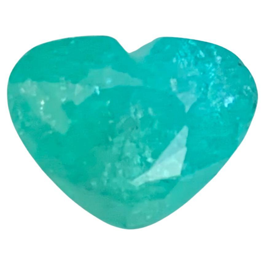 Gema natural suelta de turmalina paraiba en forma de corazón de 4,14 quilates certificada por AIG