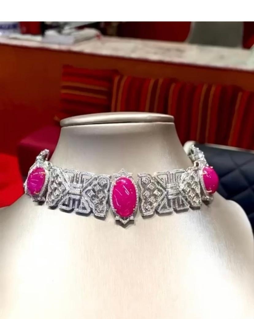 Cabochon AIG certified 41.57 ct of Burma rubies and 5.10 ct diamonds on 18k gold choker  For Sale