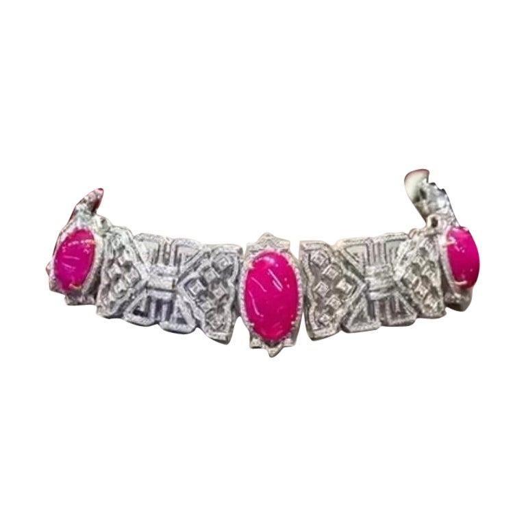AIG certified 41.57 ct of Burma rubies and 5.10 ct diamonds on 18k gold choker