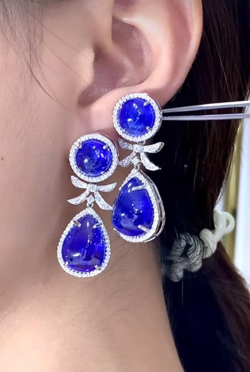 AIG Certified 43.70 Carats Tanzanites 1.30 Carats Diamonds 18K Gold Earrings In New Condition For Sale In Massafra, IT