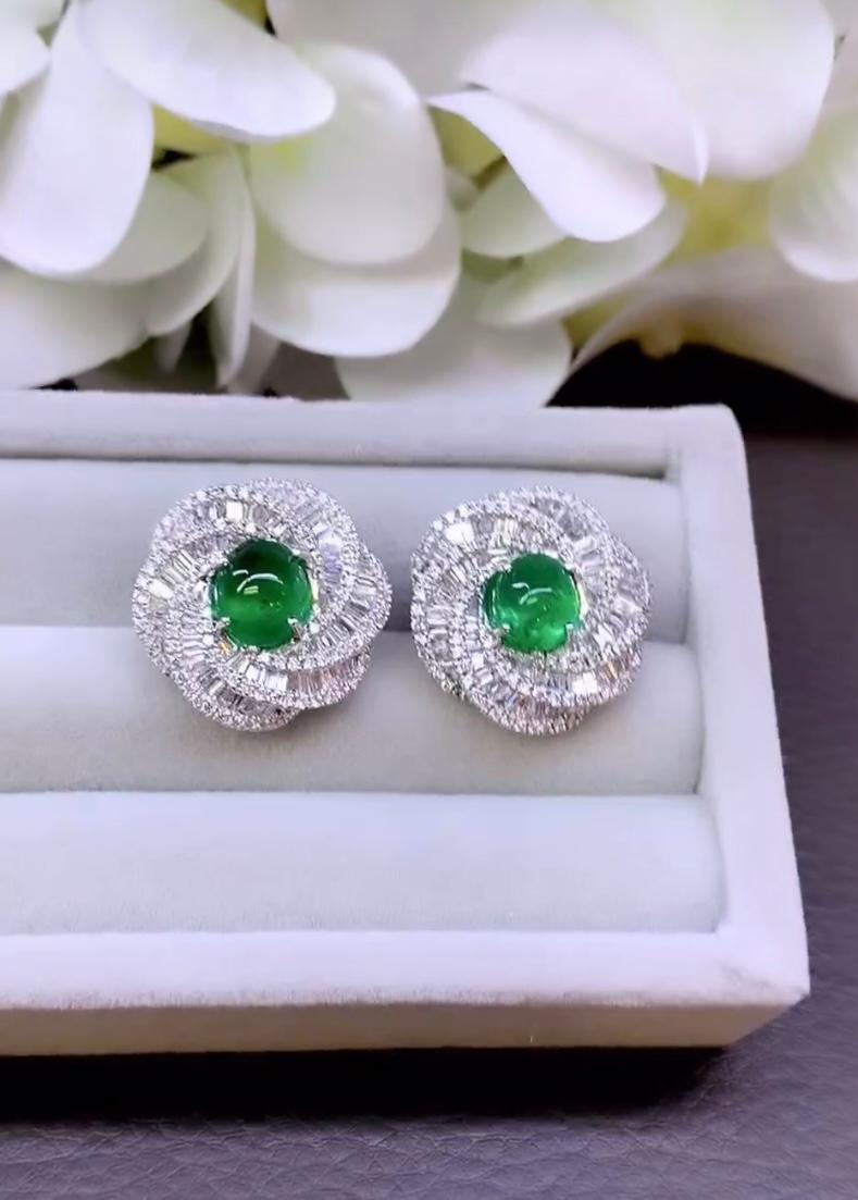 AIG Certified 4.40 Cts Zambian Emeralds  2.80 Cts Diamonds 18K Gold Earrings In New Condition For Sale In Massafra, IT