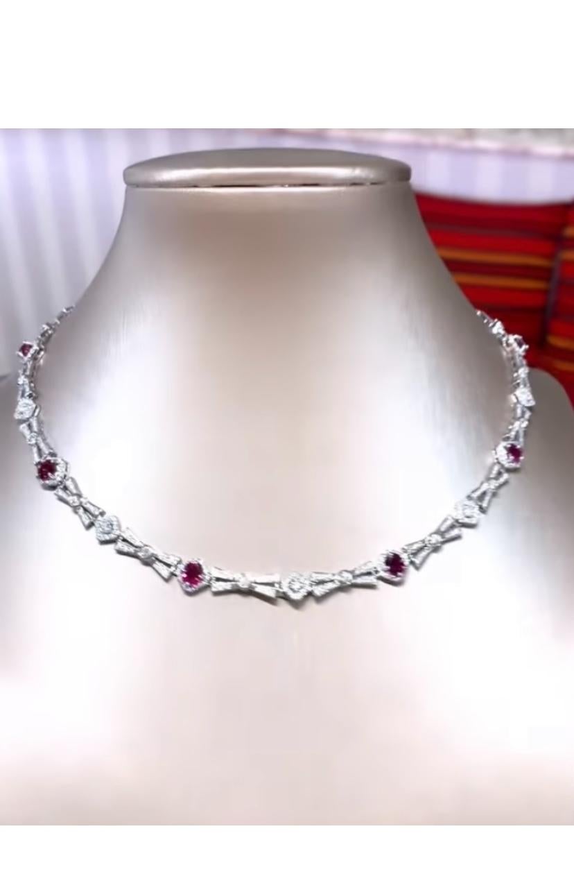 Elevate your elegance with our stunning rubies and diamonds necklace.
Each rubies is perfectly matched, creating a harmonious display of color and brilliance. The exquisite diamonds add a touch of luxury, making this piece a true statement of