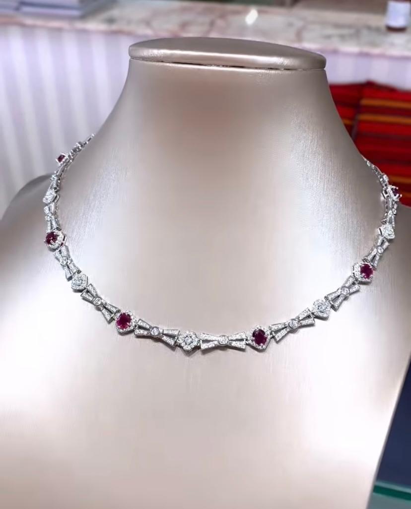 Oval Cut AIG Certified 4.50 Carat Siam Rubies  2.49 Ct Diamonds 18K Gold Necklace For Sale