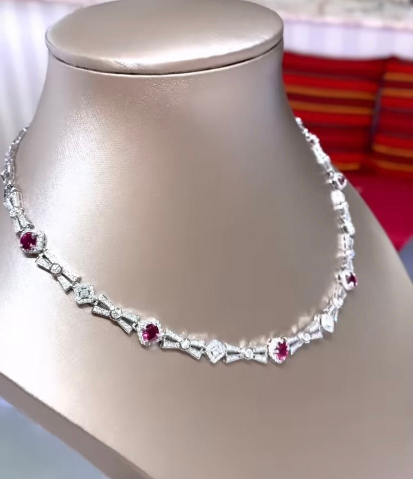 Women's AIG Certified 4.50 Carat Siam Rubies  2.49 Ct Diamonds 18K Gold Necklace For Sale