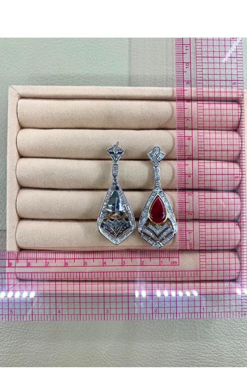 AIG Certified 4.50 Ct Burma Rubies 2.30 Ct Diamonds 18K Gold Earrings In New Condition For Sale In Massafra, IT