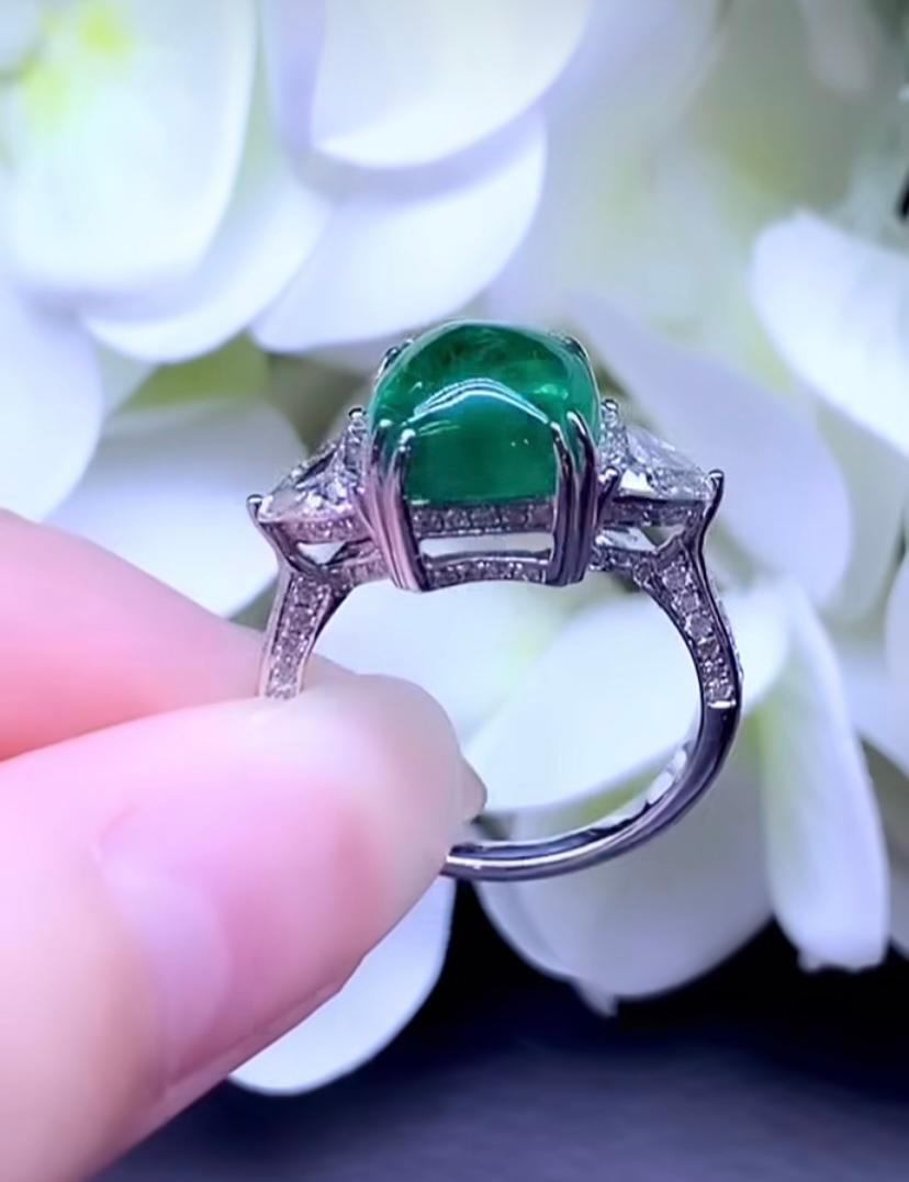 18 Karat Goldring, AIG-zertifizierter 4,64 Karat sambischer Smaragd 1,32 Diamanten Damen