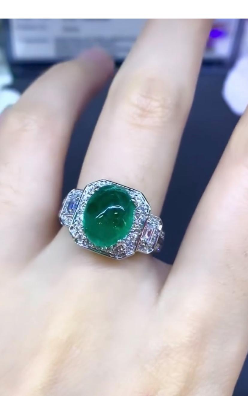 AIG Certified 4.70 Carat Zambia Emerald  1.10 Ct Diamonds 18K Gold Art Deco Ring In New Condition For Sale In Massafra, IT