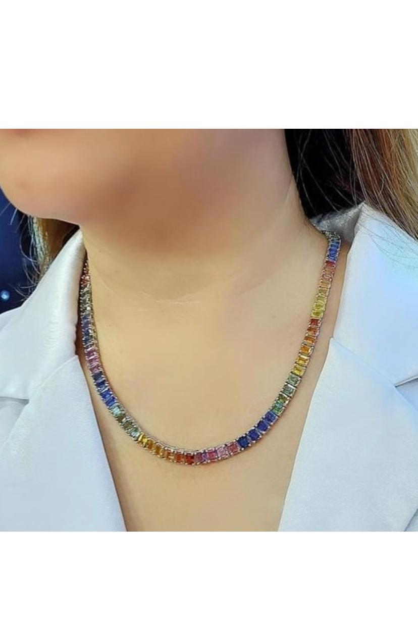AIG Certified 50.00 Carat Ceylon Rainbow Sapphires  18K Gold Necklace For Sale 1