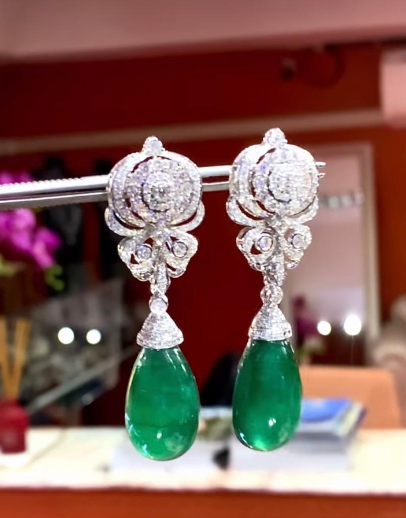 Mixed Cut AIG Certified 50.00 Ct Zambian Emeralds  2.60 Ct Diamonds 18K Gold Earrings For Sale