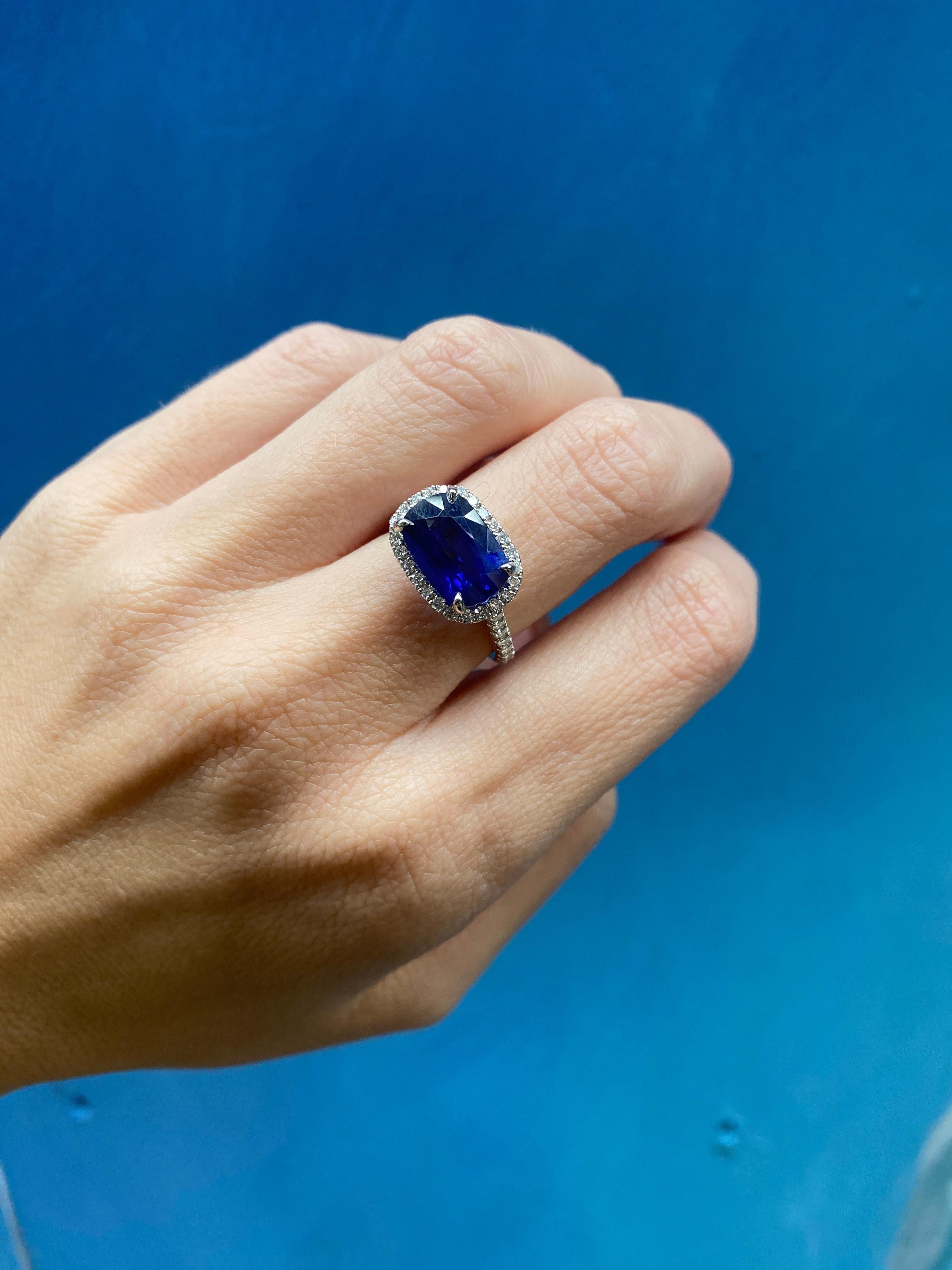 AIG Certified 5.03 Carat Cushion Cut Sri Lankan Royal Blue Sapphire Ring For Sale 6