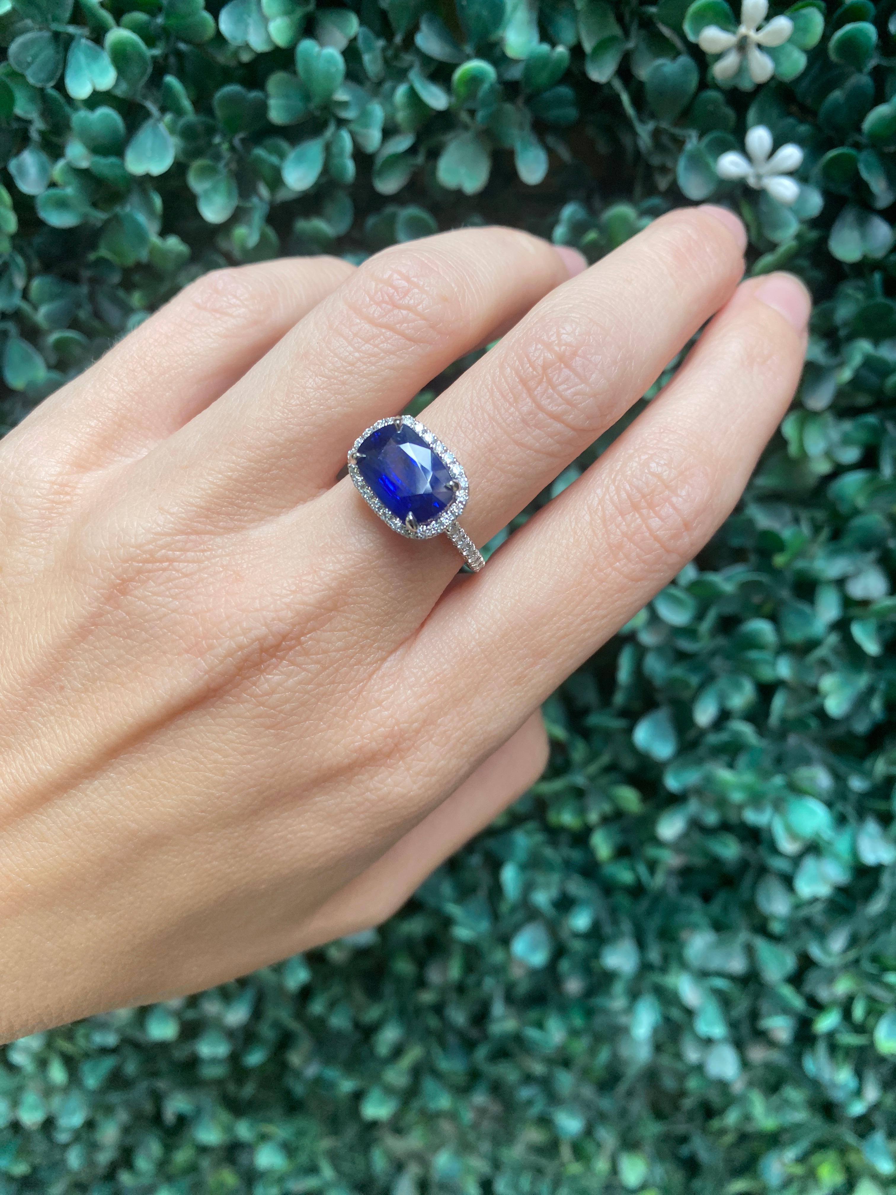 AIG Certified 5.03 Carat Cushion Cut Sri Lankan Royal Blue Sapphire Ring For Sale 7