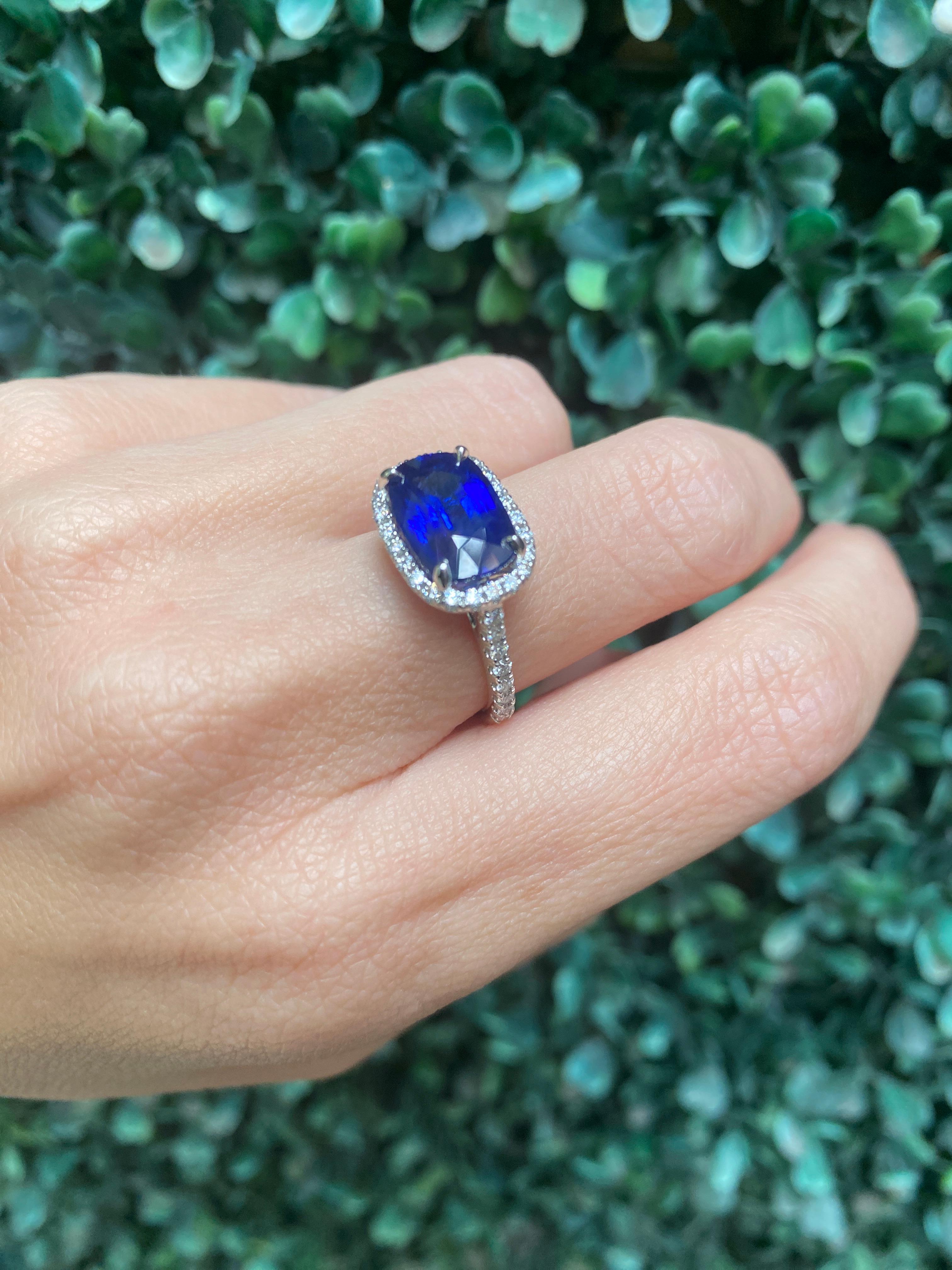 AIG Certified 5.03 Carat Cushion Cut Sri Lankan Royal Blue Sapphire Ring For Sale 11