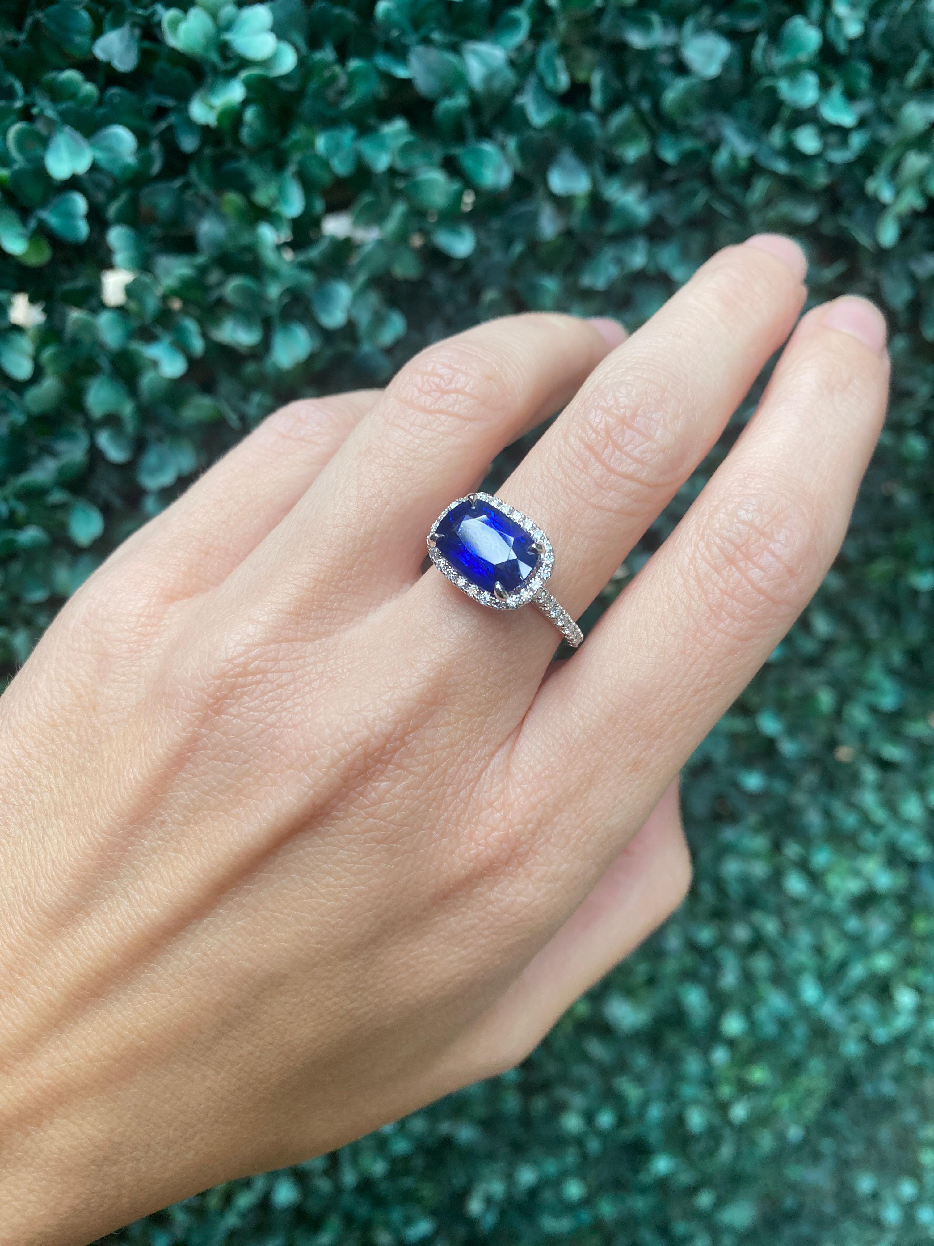 AIG Certified 5.03 Carat Cushion Cut Sri Lankan Royal Blue Sapphire Ring For Sale 14