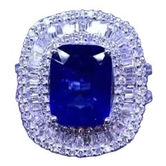 AIG Certified 5.20 Carats Blue Ceylon Sapphire 2.30 Ct Diamonds 18k Gold Ring