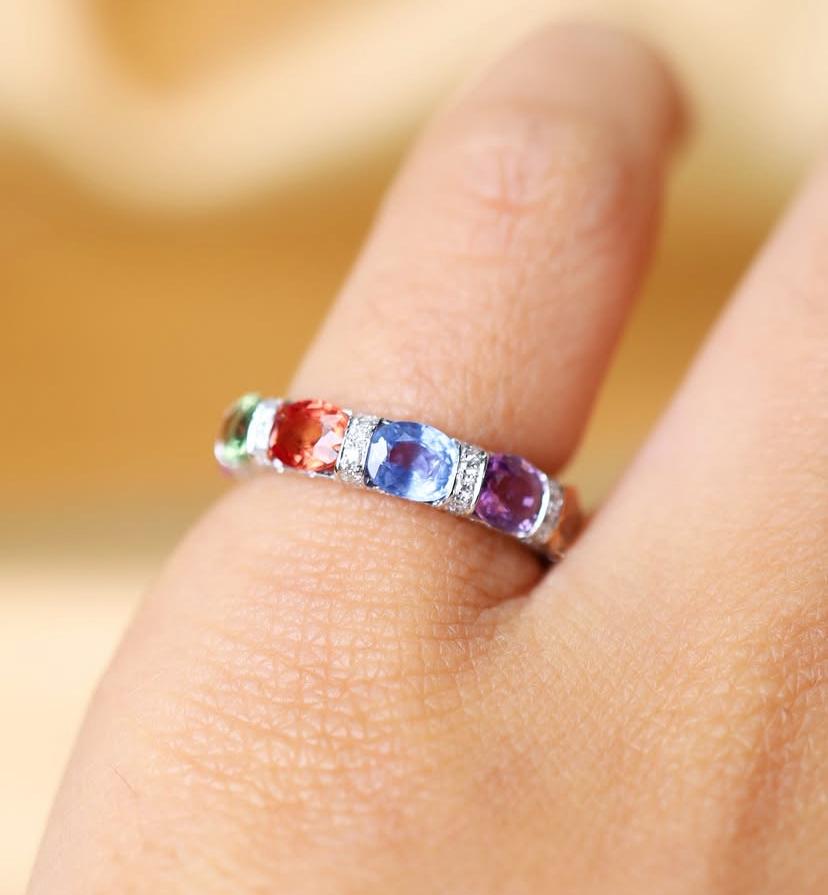 AIG Certified 5.20 Ct Zafiros de Ceilán Diamantes Anillo de Oro de 18k en venta 3