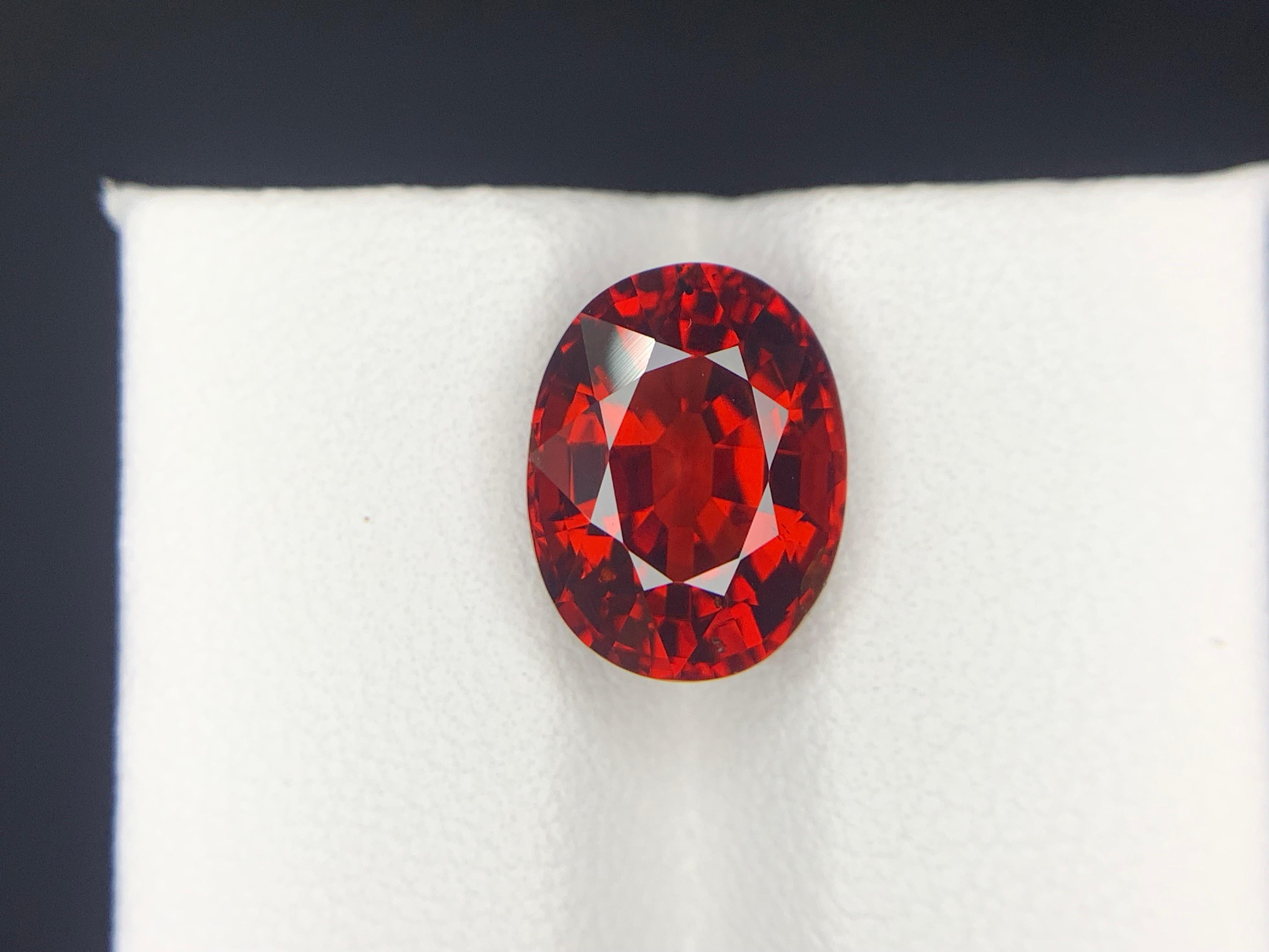 AIG Certified 5.25 Carat Natural Loose Spessartite Garnet Cushion Shape Gemstone (pierre précieuse en forme de coussin) en vente 5