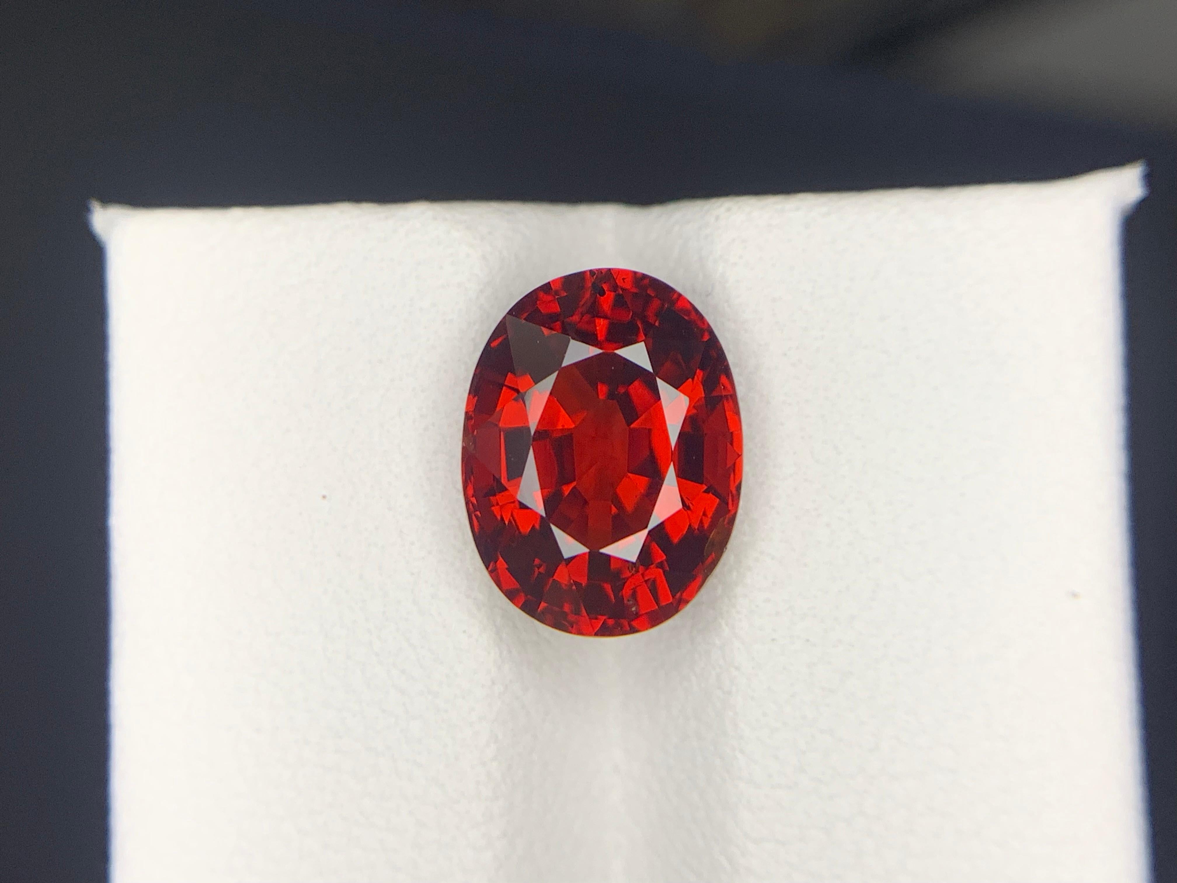 AIG Certified 5.25 Carat Natural Loose Spessartite Garnet Cushion Shape Gemstone (pierre précieuse en forme de coussin) en vente 2