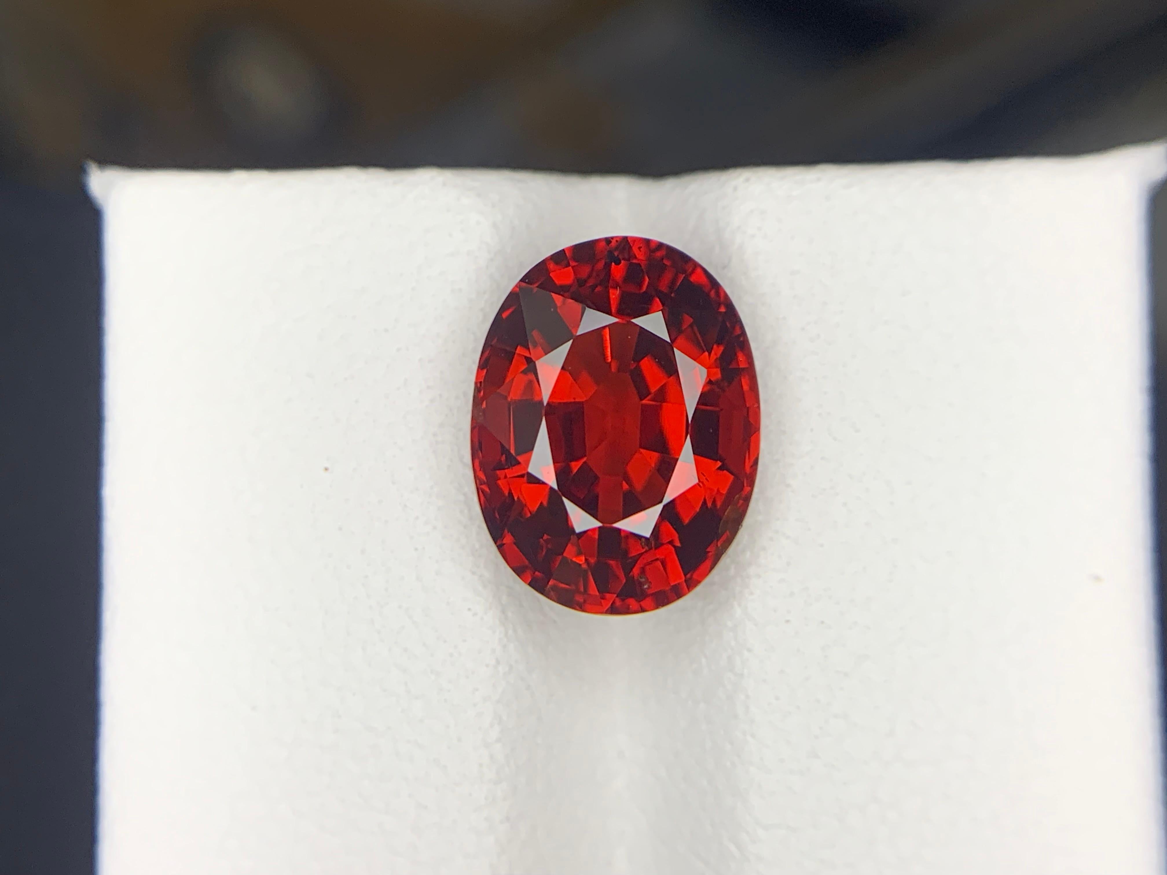 AIG Certified 5.25 Carat Natural Loose Spessartite Garnet Cushion Shape Gemstone (pierre précieuse en forme de coussin) en vente 3