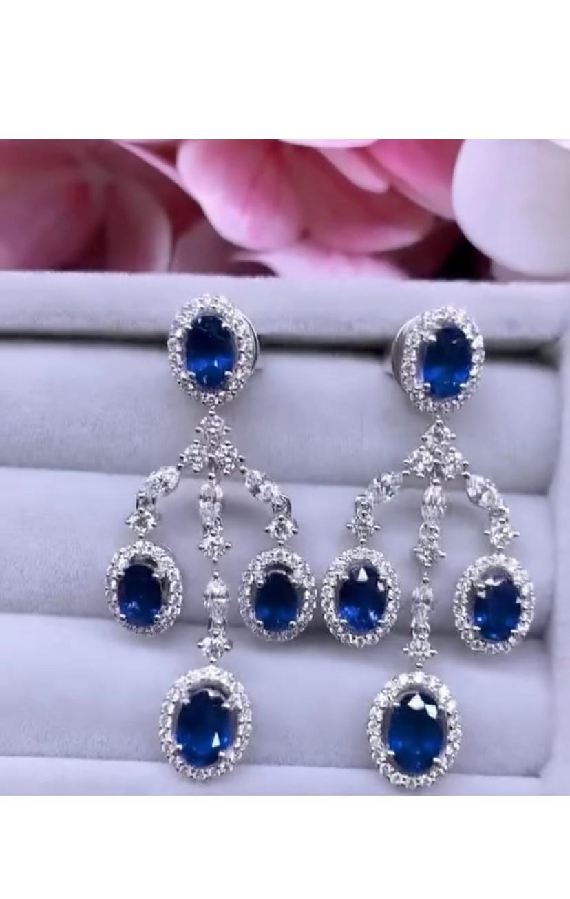 da uomo o donna Orecchini in oro 18K certificati AIG con 5,30 ct di zaffiri blu di Ceylon e 2,00 ct di diamanti in vendita