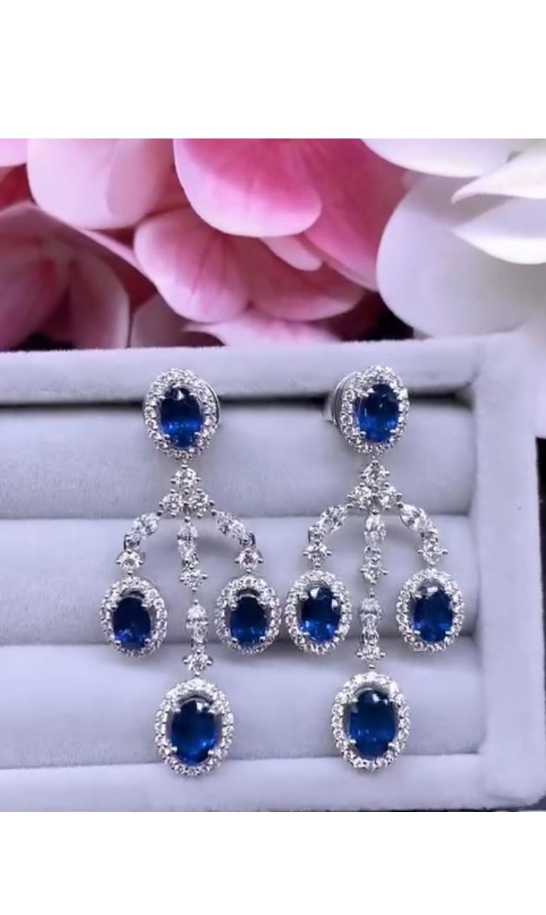 Orecchini in oro 18K certificati AIG con 5,30 ct di zaffiri blu di Ceylon e 2,00 ct di diamanti in vendita 1