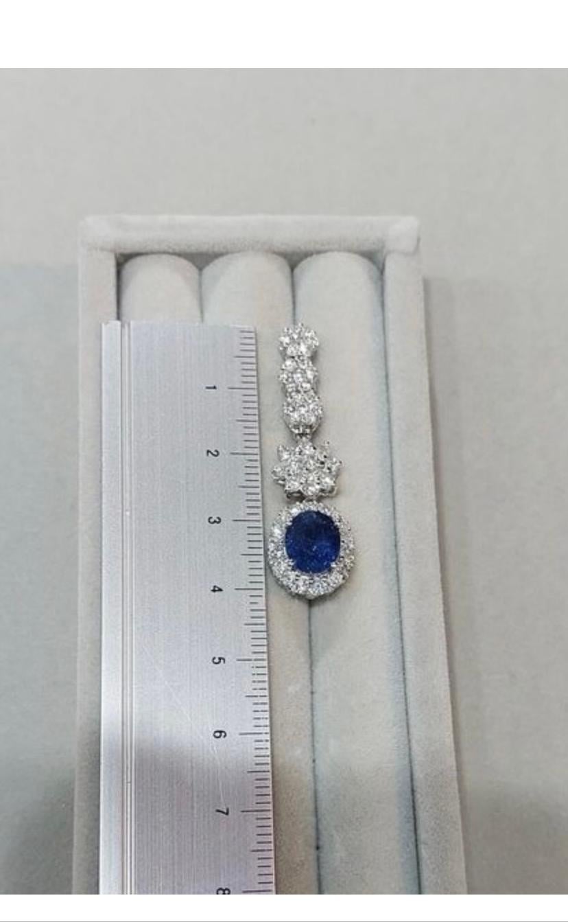 AIG Certified 5.53 Carats Ceylon Sapphire  3.12 Carats Diamonds 18K Gold Earring For Sale 1