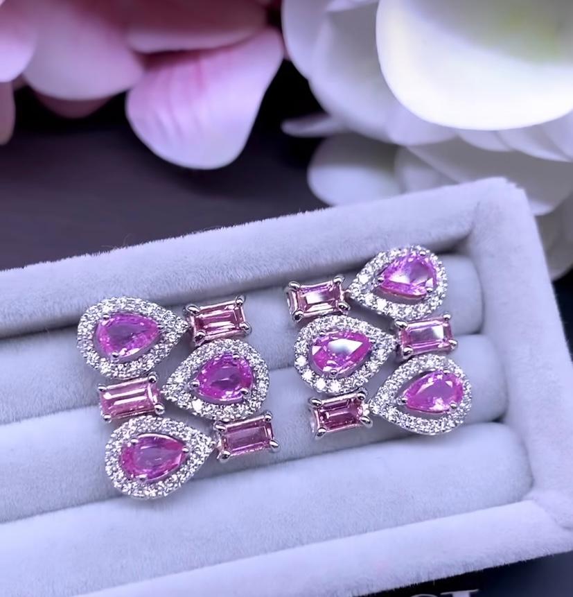 From summer collection, a very collectible piece, stunning and original design for glamour lady’s.
Earrings come in 18k gold with 6 pieces of natural pink Ceylon sapphires, drop cut , of 4,50 carats, fine quality, and 6 pieces of natural pink