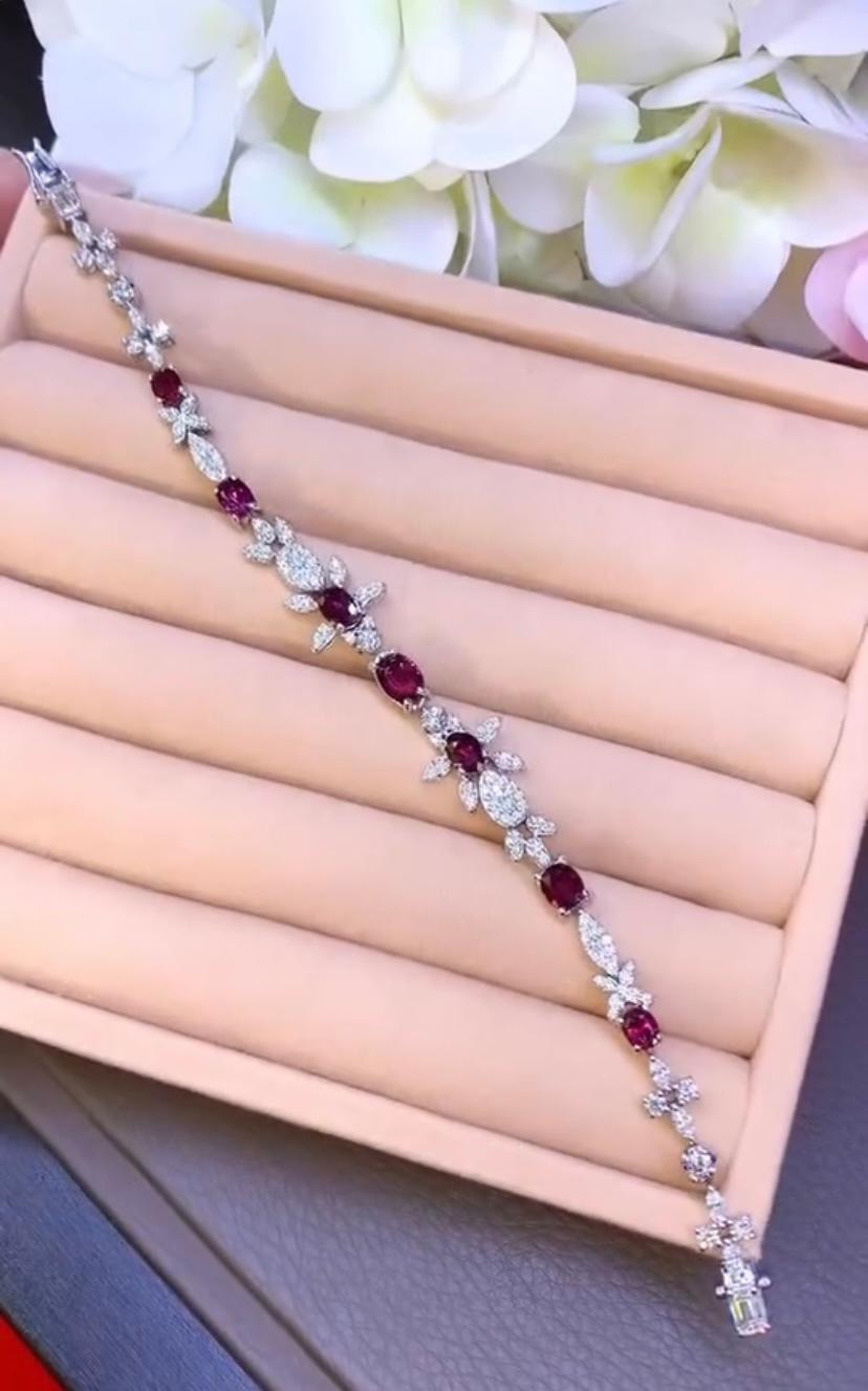 Oval Cut AIG Certified 5.65 Carats Siam Rubies 2.90 Ct Diamonds 18K Gold Bracelet For Sale