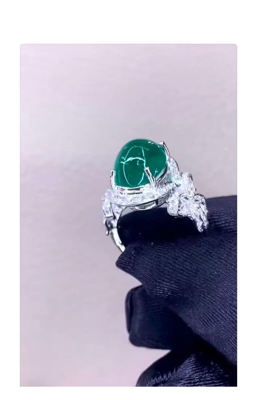 Women's AIG Certified 5.70 Ct Zambian Emerald Diamonds 18K Gold Ring For Sale