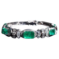 AIG Certified 5.90 Zambian Emeralds 2.40 Ct Diamonds 18K Gold Bracelet