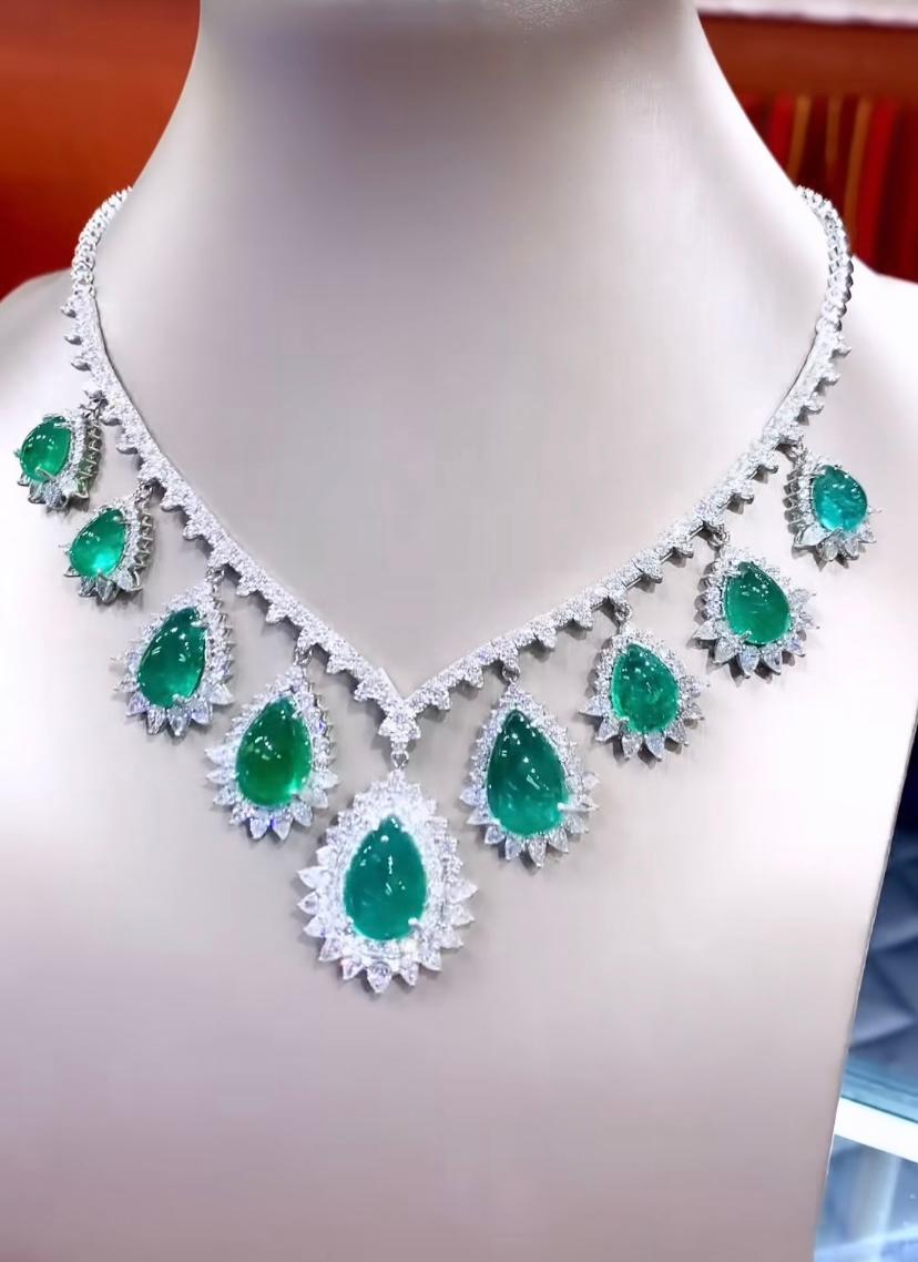 Women's or Men's AIG Certified 59.00 Carats Zambian Emeralds  14.00 Ct Diamonds 18K Gold Necklace For Sale