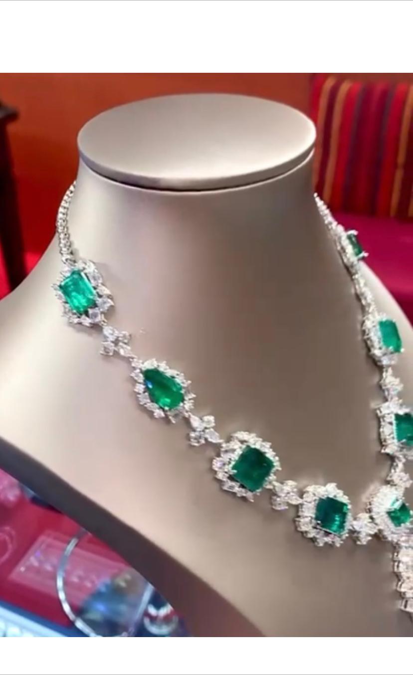 AIG Certified 59.97 Carats Zambian Emeralds 24.98 Ct  Diamonds 18K Gold Necklace For Sale 4