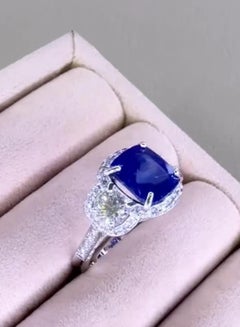 AIG Certified 6.00 Ct Ceylon Sapphire 2.30 Ct Diamonds 18K Gold Ring