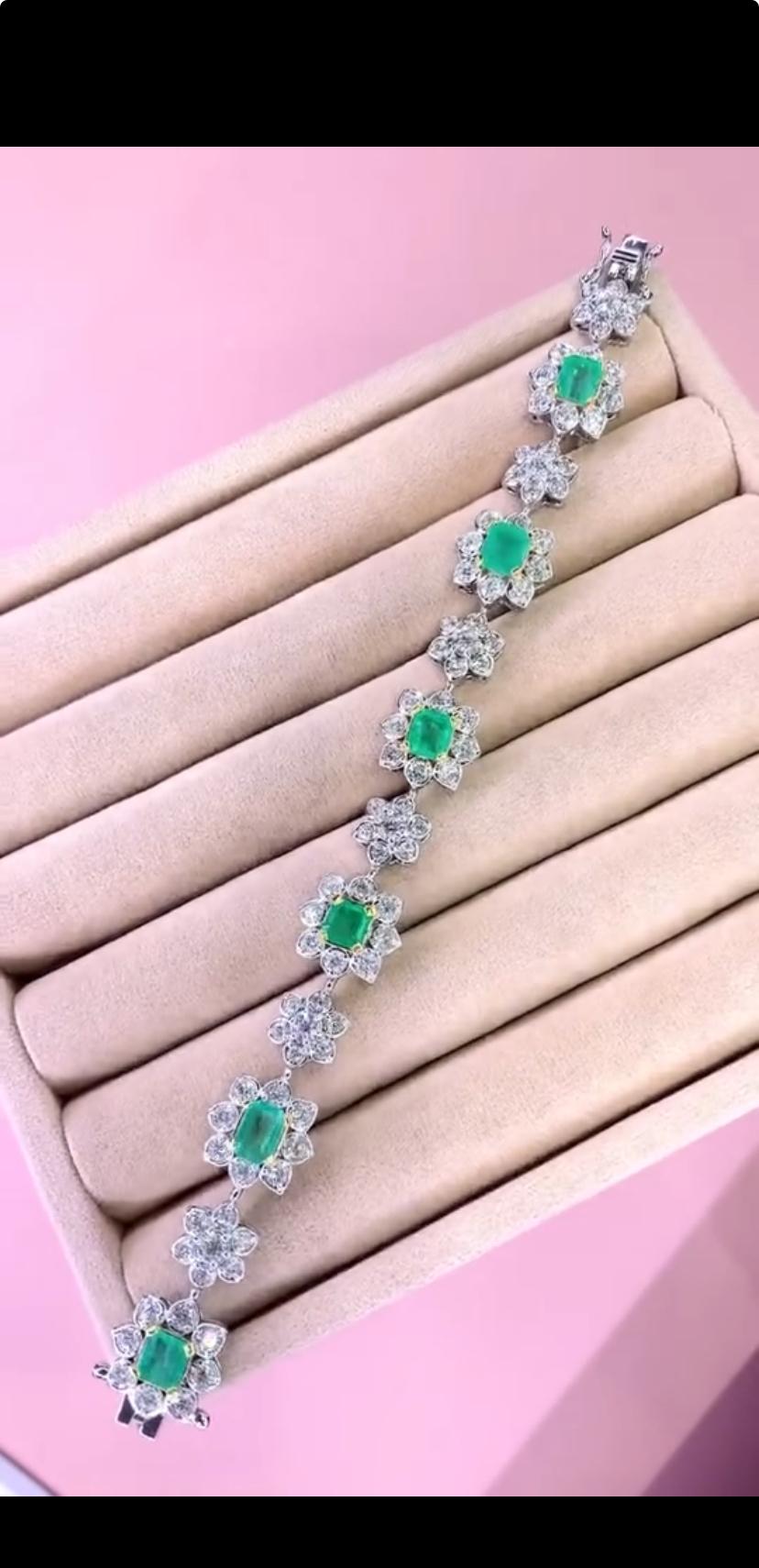 Taglio misto Bracciale in oro 18K con smeraldi colombiani certificati AIG da 6,00 carati e 5,40 diamanti in vendita