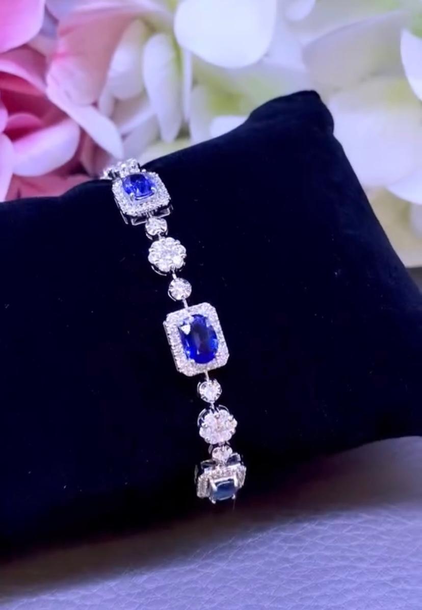 Zafiros de Ceilán de 6,00 qt con certificado AIG Diamantes de 3,00 qt Pulsera de oro de 18 quilates en venta 1