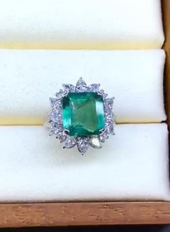 AIG Certified 6.00 Ct Zambia Emerald Diamond Gold Cocktail Ring