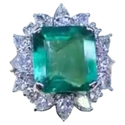 AIG Certified 6.00 Ct Zambia Emerald Diamond Gold Cocktail Ring