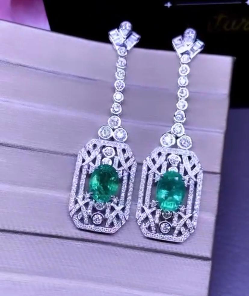 Women's AIG Certified 6.17 Ct Zambian Emeralds Diamonds 3.23 Ct 18k Gold Earrings  For Sale