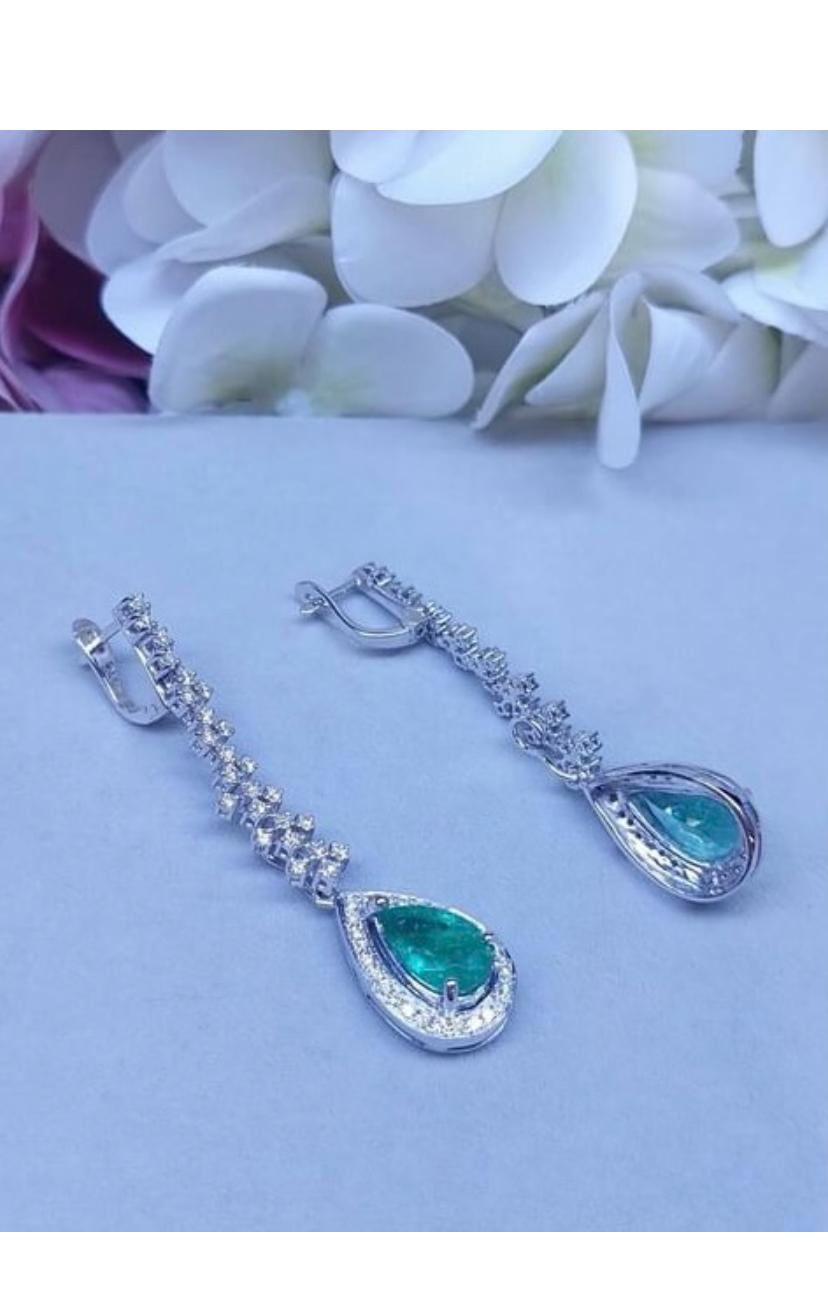 Pear Cut AIG Certified 6.20 Carats Zambian Emeralds   1.75 Ct Diamonds 18K Gold Earrings  For Sale
