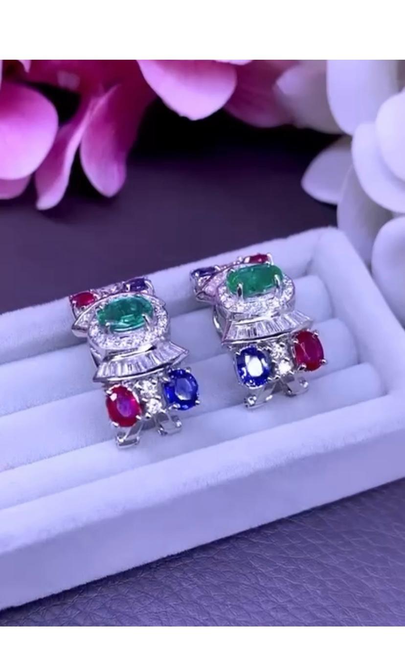 AIG Certified 6.20 Ct Rubies Emerald Sapphires 1.50 Ct Diamonds 18K Gold Earring For Sale 2