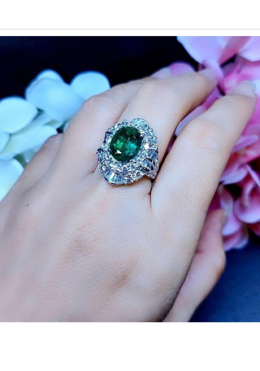 AIG Certified 6.50 Carats Zambian Emerald  3.60 Carats Diamonds 18K Gold Ring  For Sale 2