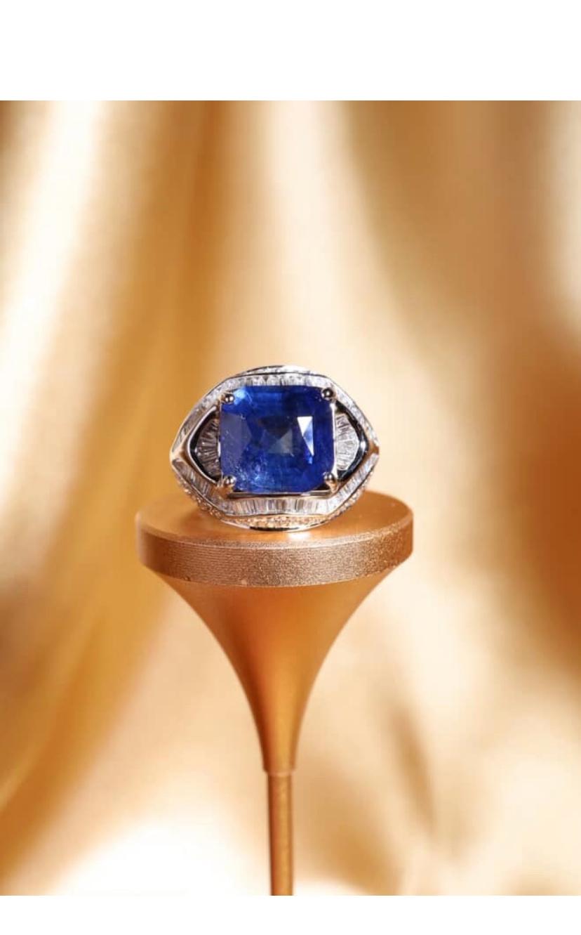 Anillo de oro de 18 quilates con zafiro de Ceilán certificado AIG de 6,50 quilates y diamantes de 1,90 quilates Corte mixto en venta