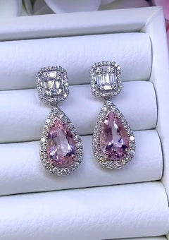 AIG zertifiziert 6,55 Karat Pink Morganit Diamanten 18K Gold Ohrringe