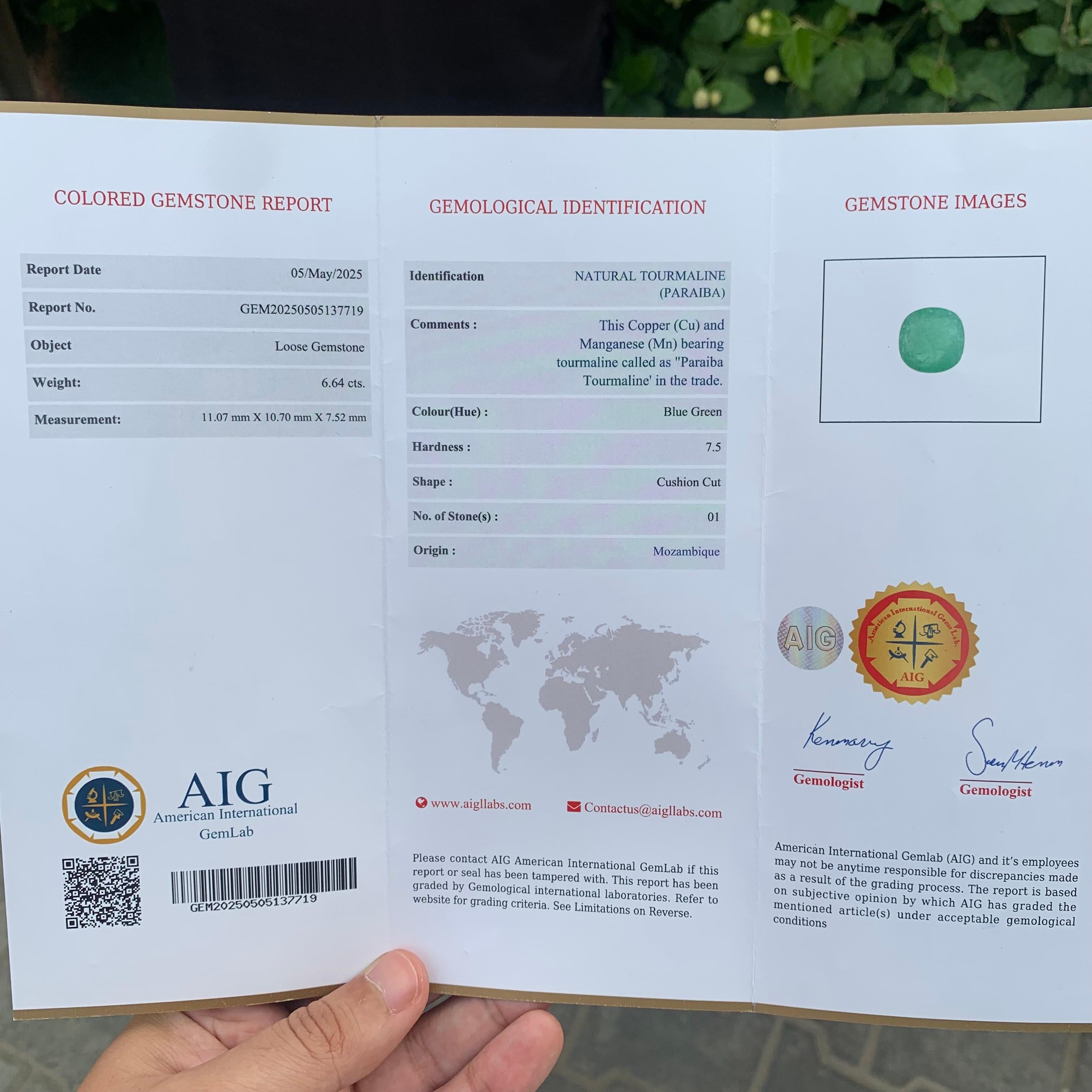 Gemma di tormalina Paraiba blu verde sciolta naturale certificata AIG da 6,64 carati in vendita 9