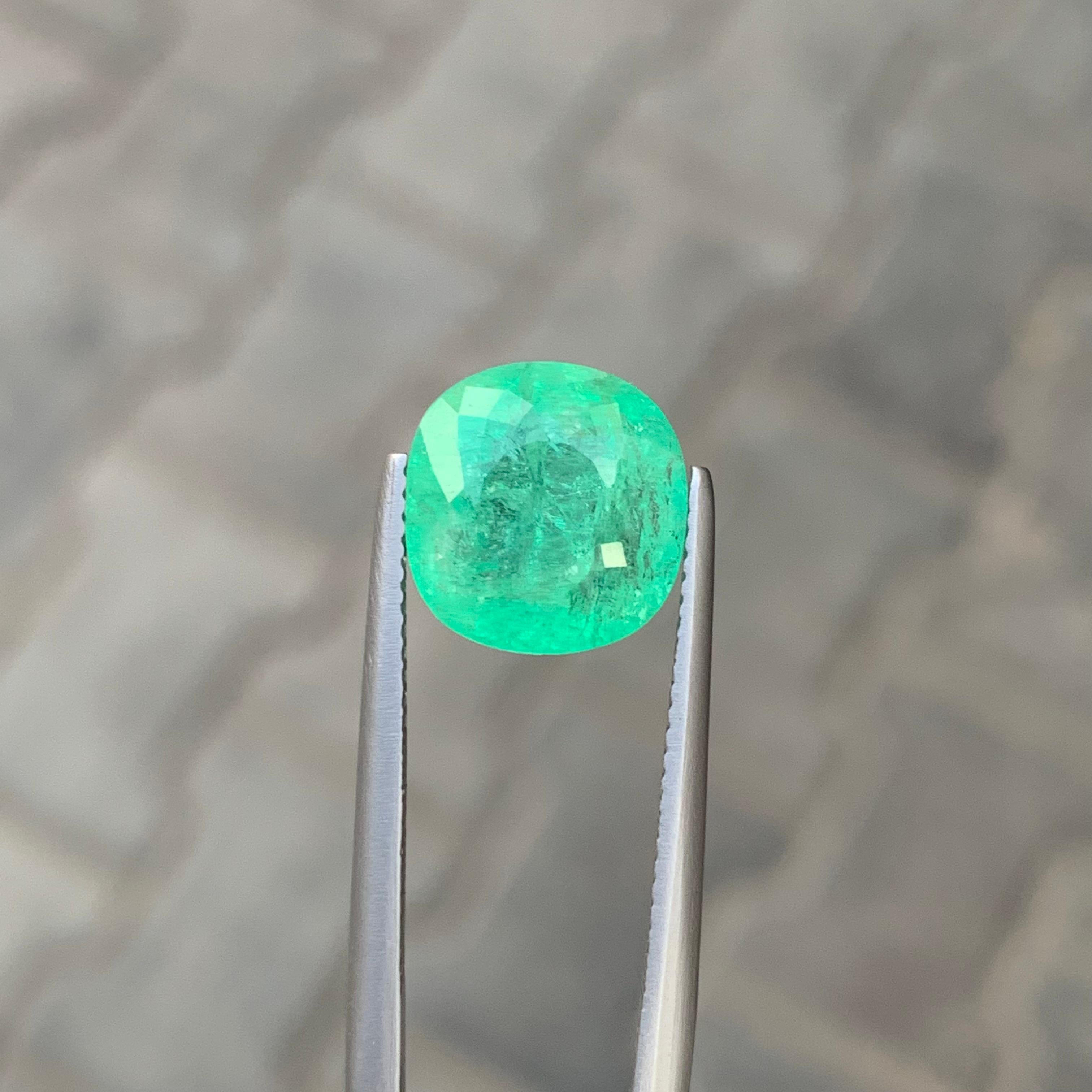 Gemma di tormalina Paraiba blu verde sciolta naturale certificata AIG da 6,64 carati In condizioni Nuovo in vendita a Peshawar, PK