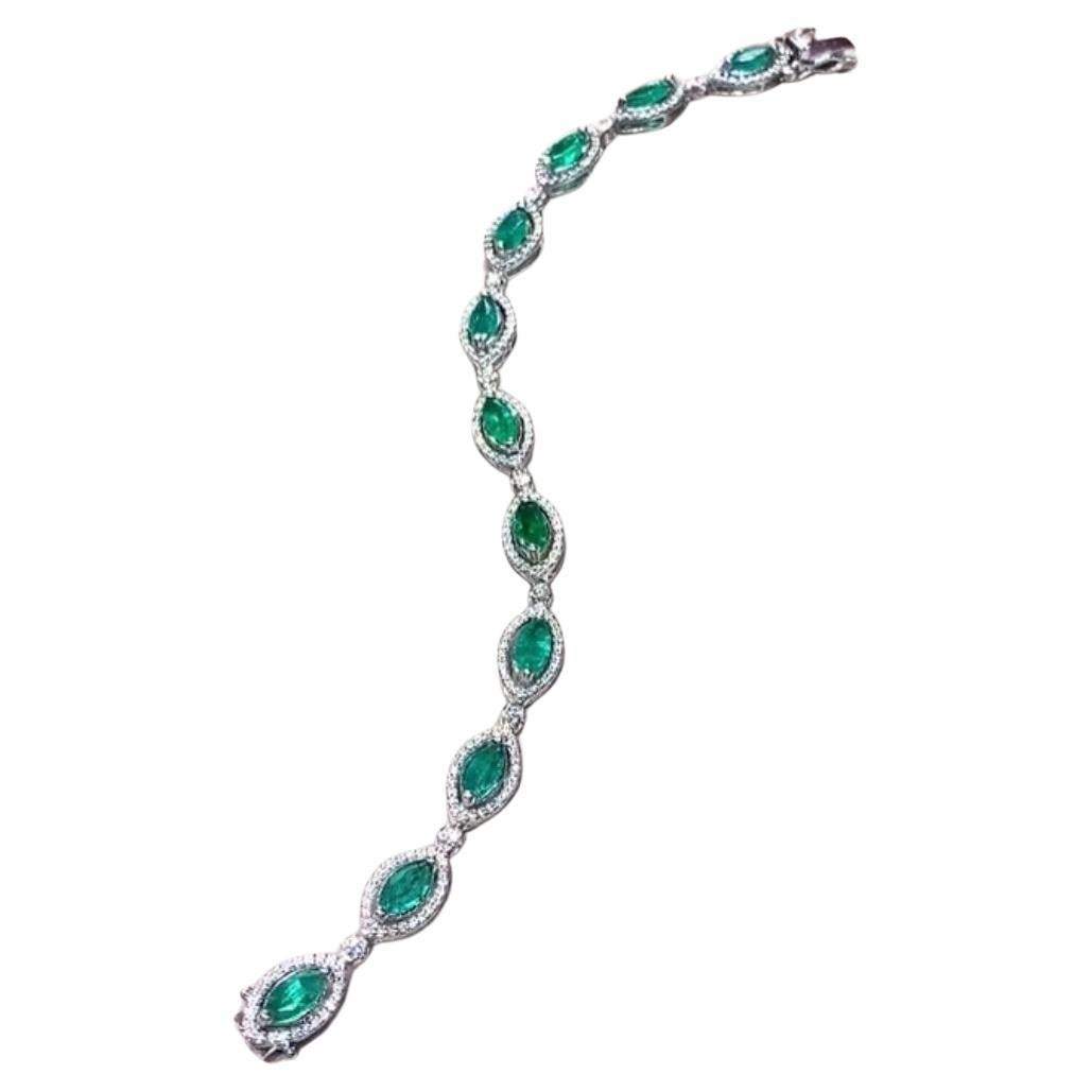AIG Certified 6.70 Ct Zambian Emeralds 1.40 ct Diamonds 18k Gold Bracelet